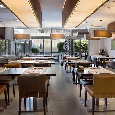 & Olimpica Barcelona