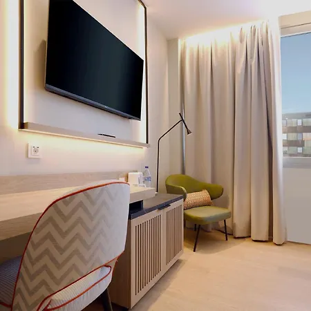 & Olimpica 4* Barcelona