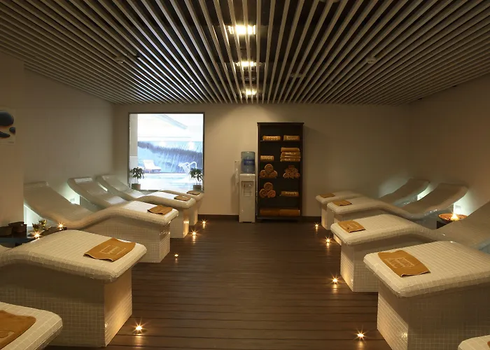 وسبا أوليمبكا سويتس 4*