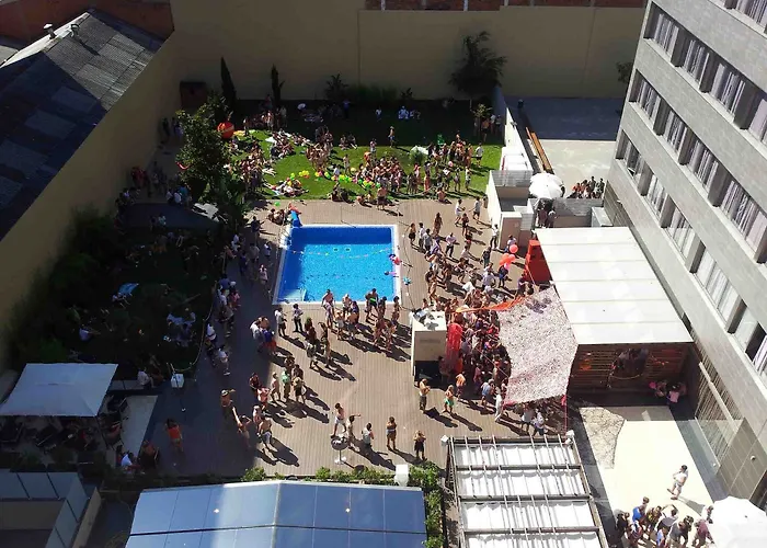 & Olimpica Hotel